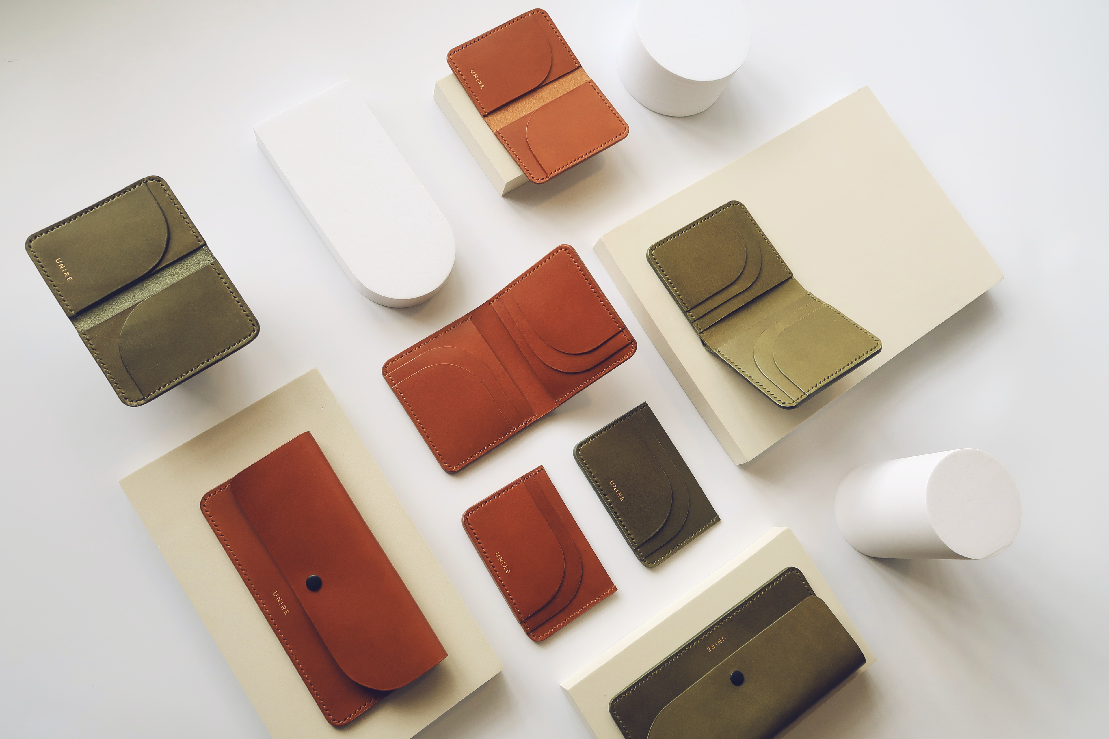 21 BAUHAUS