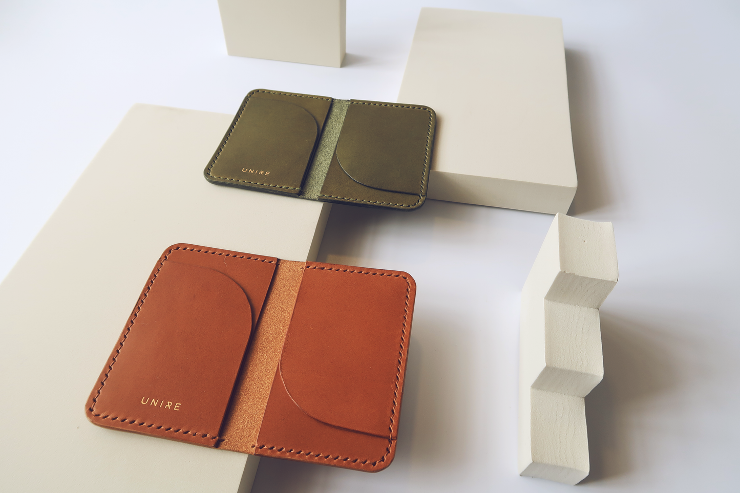 4 SLOT BIFOLD CARD HOLDER